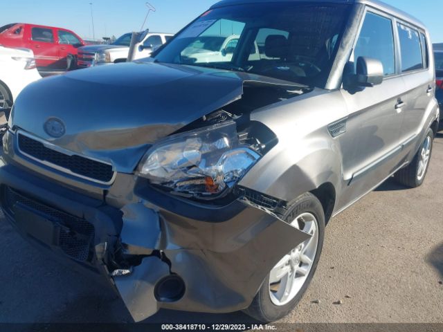 Photo 5 VIN: KNDJT2A24B7275257 - KIA SOUL 