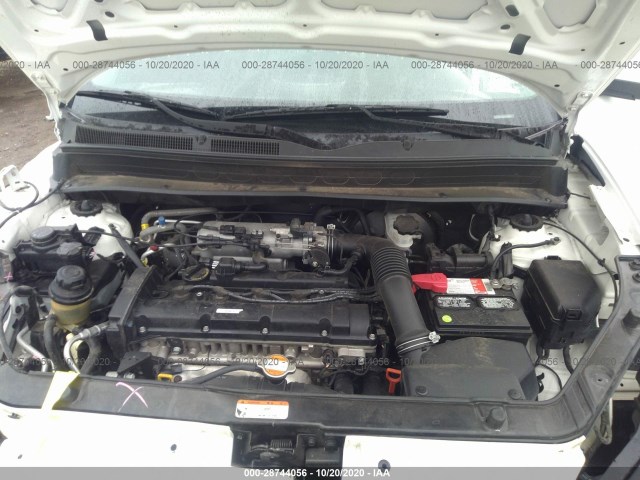 Photo 9 VIN: KNDJT2A24B7295119 - KIA SOUL 