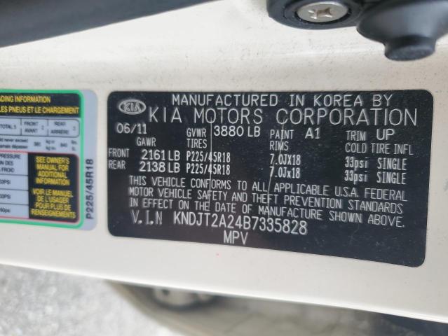 Photo 12 VIN: KNDJT2A24B7335828 - KIA SOUL 