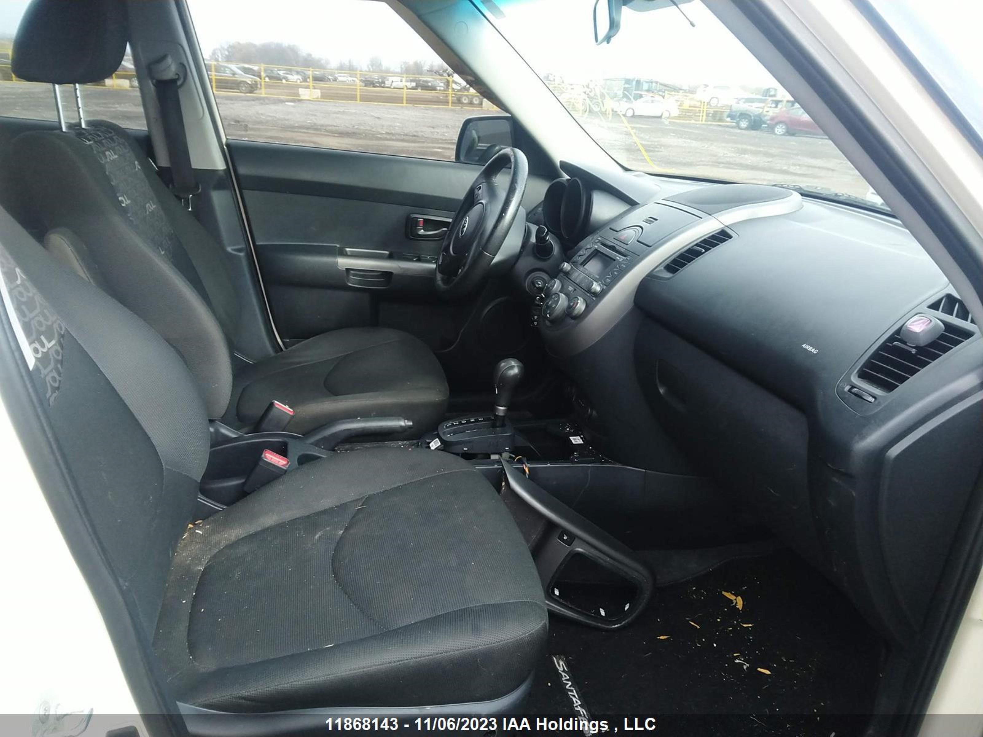 Photo 4 VIN: KNDJT2A25A7041045 - KIA SOUL 