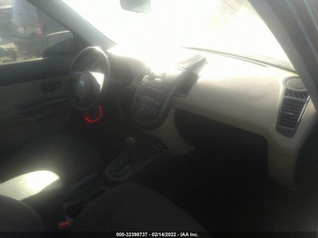 Photo 4 VIN: KNDJT2A25A7050537 - KIA SOUL 