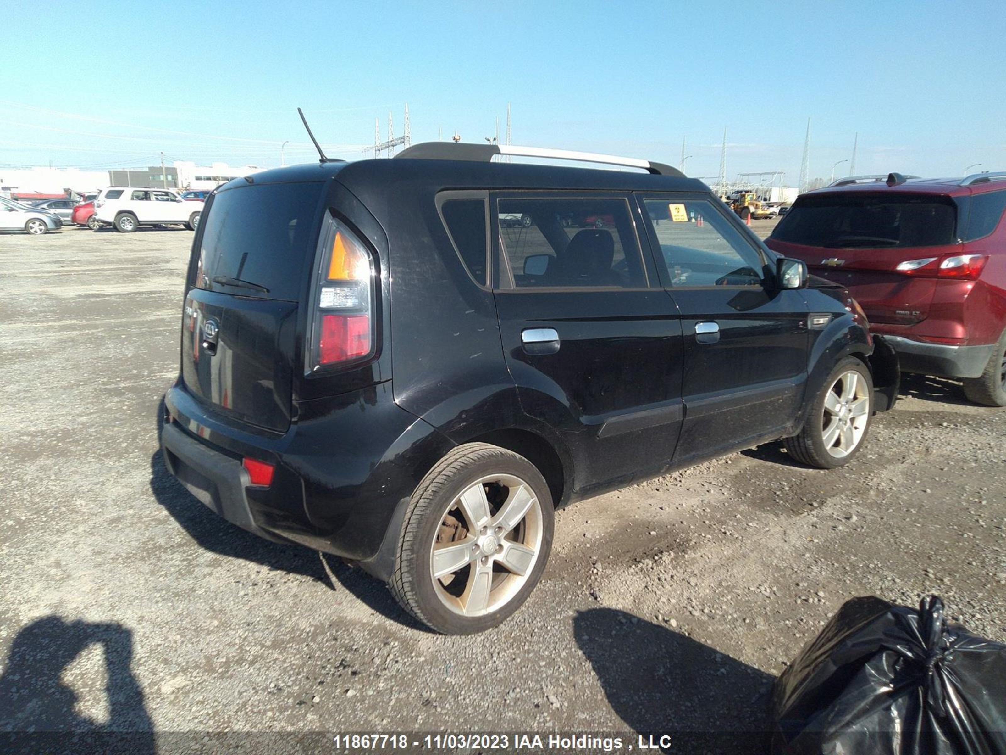 Photo 3 VIN: KNDJT2A25A7054975 - KIA SOUL 