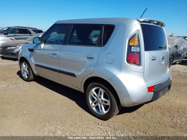 Photo 2 VIN: KNDJT2A25A7105391 - KIA SOUL 