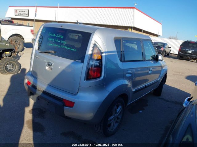 Photo 3 VIN: KNDJT2A25A7144238 - KIA SOUL 