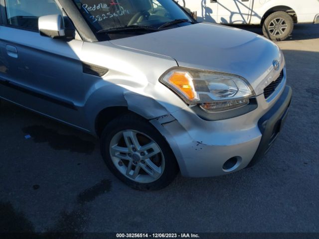 Photo 5 VIN: KNDJT2A25A7144238 - KIA SOUL 