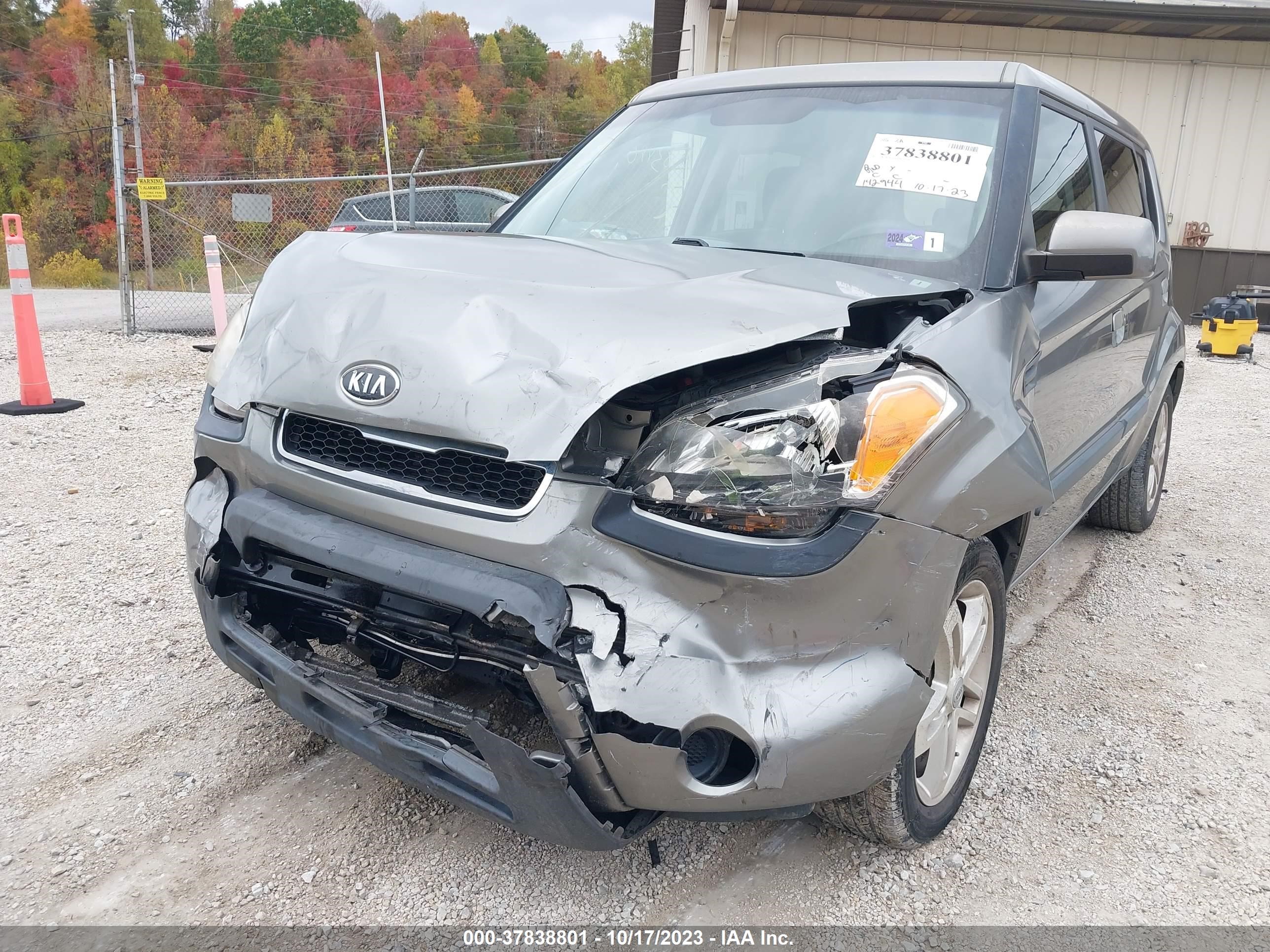 Photo 5 VIN: KNDJT2A25A7150590 - KIA SOUL 