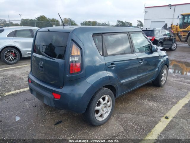 Photo 3 VIN: KNDJT2A25B7215861 - KIA SOUL 