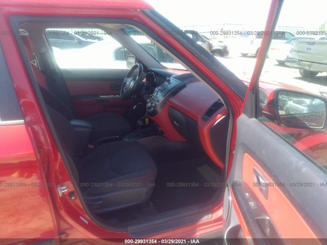 Photo 4 VIN: KNDJT2A25B7297753 - KIA SOUL 