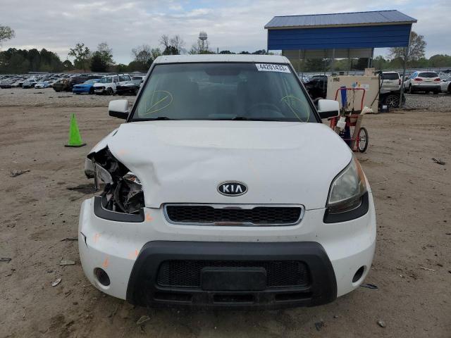 Photo 4 VIN: KNDJT2A25B7301221 - KIA SOUL + 