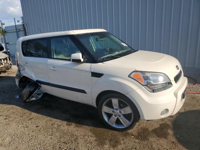 Photo 3 VIN: KNDJT2A25B7724638 - KIA SOUL + 