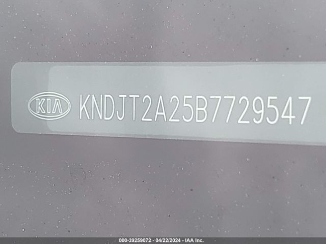 Photo 8 VIN: KNDJT2A25B7729547 - KIA SOUL 