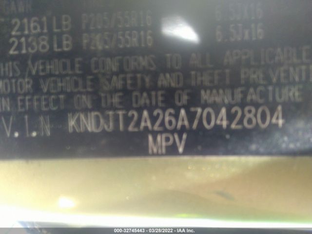 Photo 8 VIN: KNDJT2A26A7042804 - KIA SOUL 