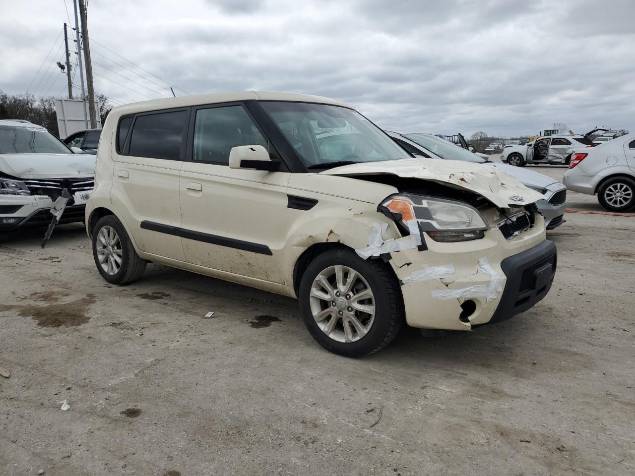 Photo 3 VIN: KNDJT2A26A7045346 - KIA SOUL 