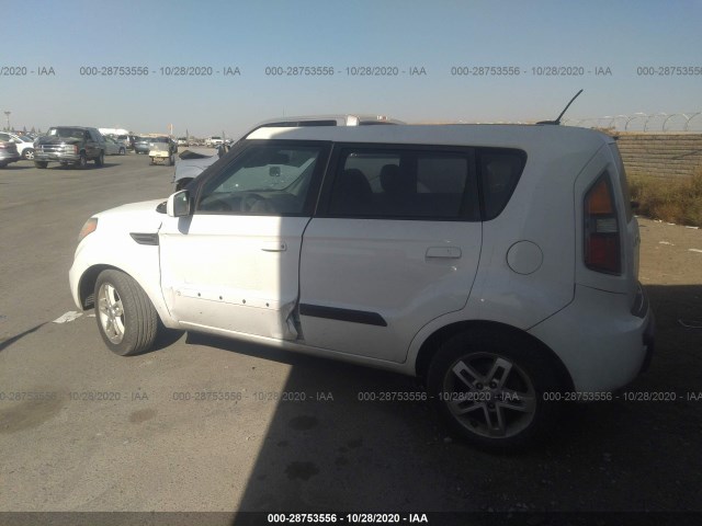 Photo 5 VIN: KNDJT2A26A7095566 - KIA SOUL 