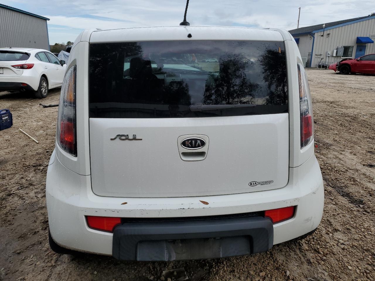 Photo 5 VIN: KNDJT2A26A7147925 - KIA SOUL 