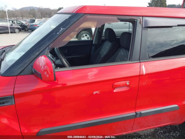 Photo 5 VIN: KNDJT2A26A7147942 - KIA SOUL 