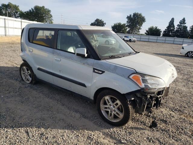 Photo 3 VIN: KNDJT2A26A7171402 - KIA SOUL + 