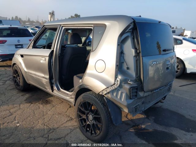 Photo 2 VIN: KNDJT2A26A7178818 - KIA SOUL 