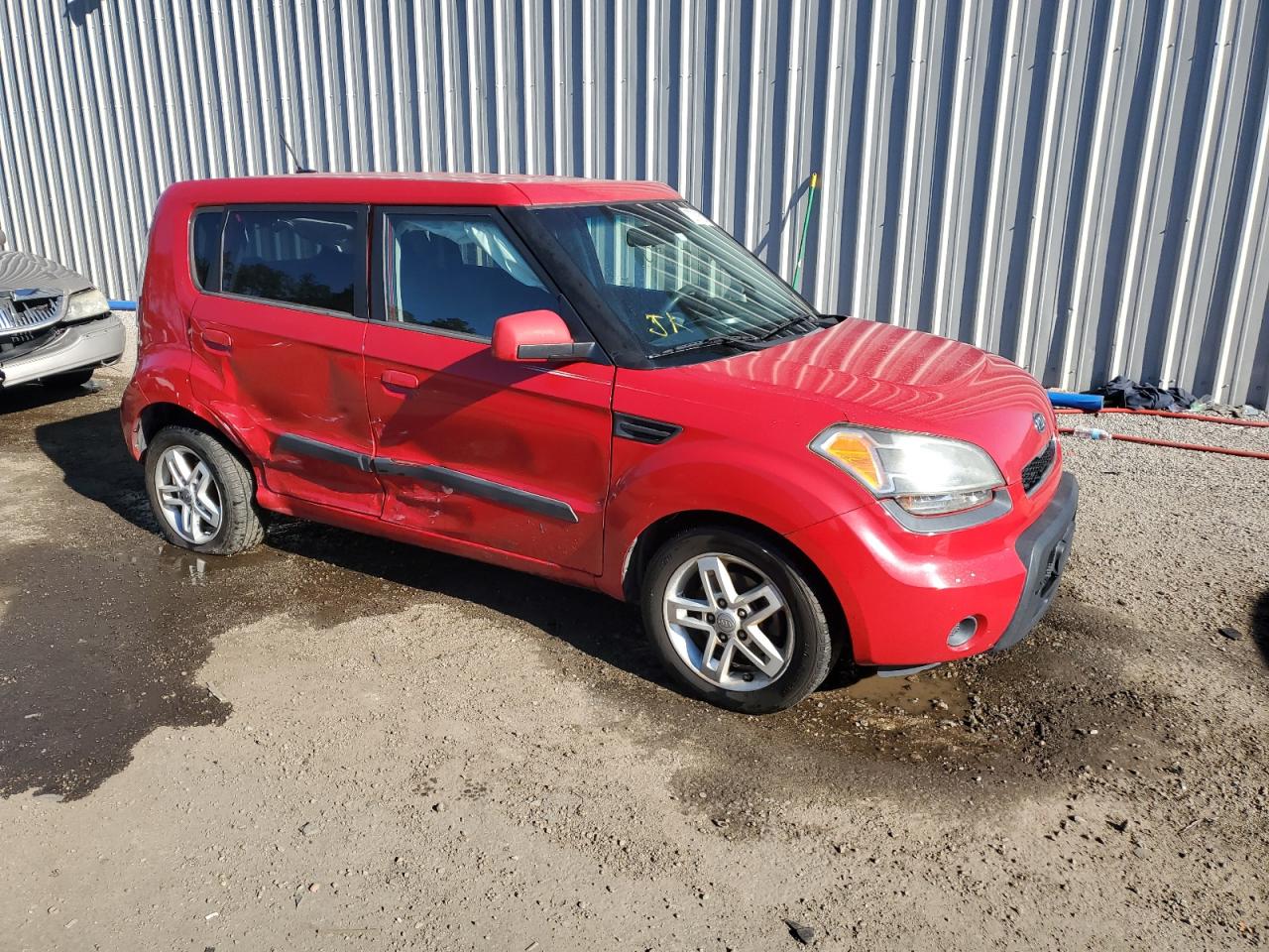 Photo 3 VIN: KNDJT2A26A7189513 - KIA SOUL 