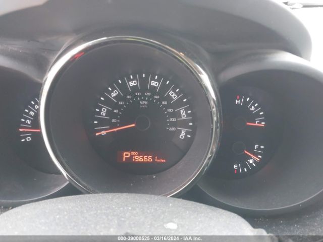 Photo 6 VIN: KNDJT2A26B7263286 - KIA SOUL 