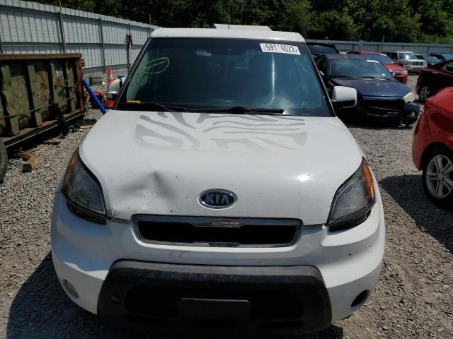 Photo 4 VIN: KNDJT2A26B7267855 - KIA SOUL + 