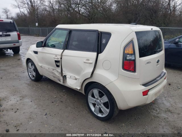 Photo 2 VIN: KNDJT2A26B7334258 - KIA SOUL 