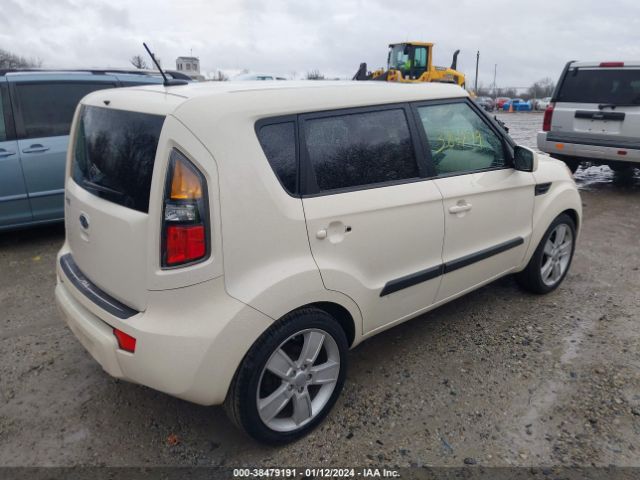 Photo 3 VIN: KNDJT2A26B7334258 - KIA SOUL 