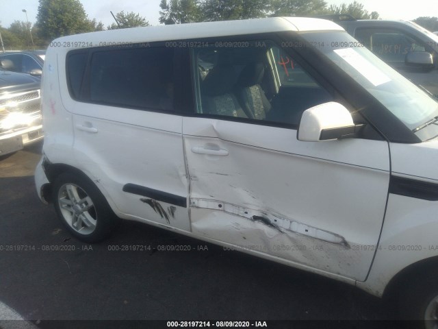 Photo 5 VIN: KNDJT2A26B7710652 - KIA SOUL 