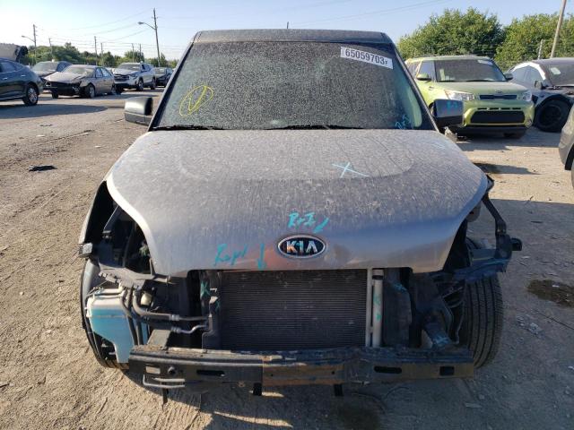 Photo 4 VIN: KNDJT2A27A7053701 - KIA SOUL + 