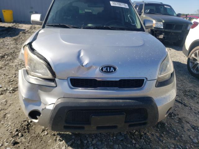 Photo 8 VIN: KNDJT2A27A7086634 - KIA SOUL + 