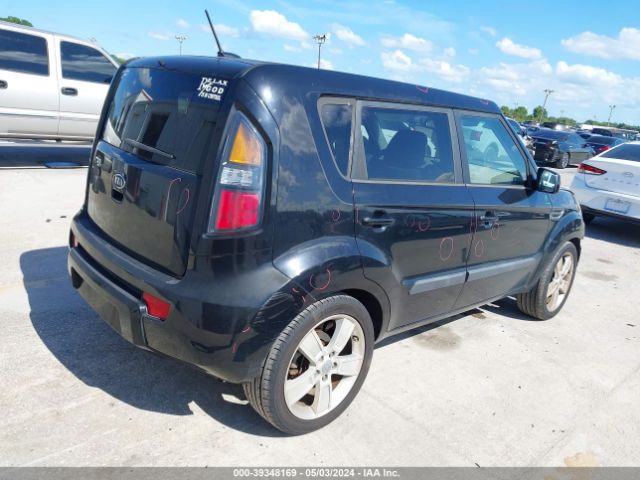 Photo 3 VIN: KNDJT2A27B7247050 - KIA SOUL 