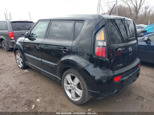 Photo 2 VIN: KNDJT2A27B7258114 - KIA SOUL 