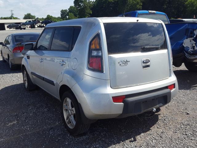 Photo 2 VIN: KNDJT2A27B7302063 - KIA SOUL + 