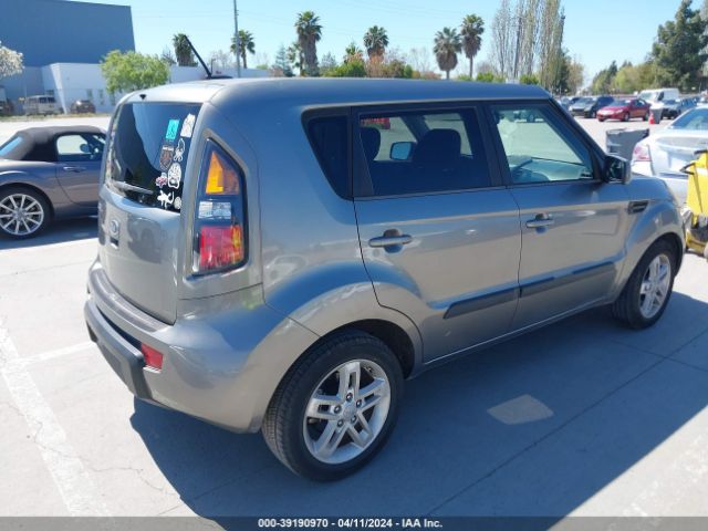 Photo 3 VIN: KNDJT2A27B7343423 - KIA SOUL 