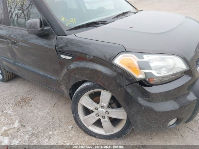 Photo 5 VIN: KNDJT2A28A7067669 - KIA SOUL 