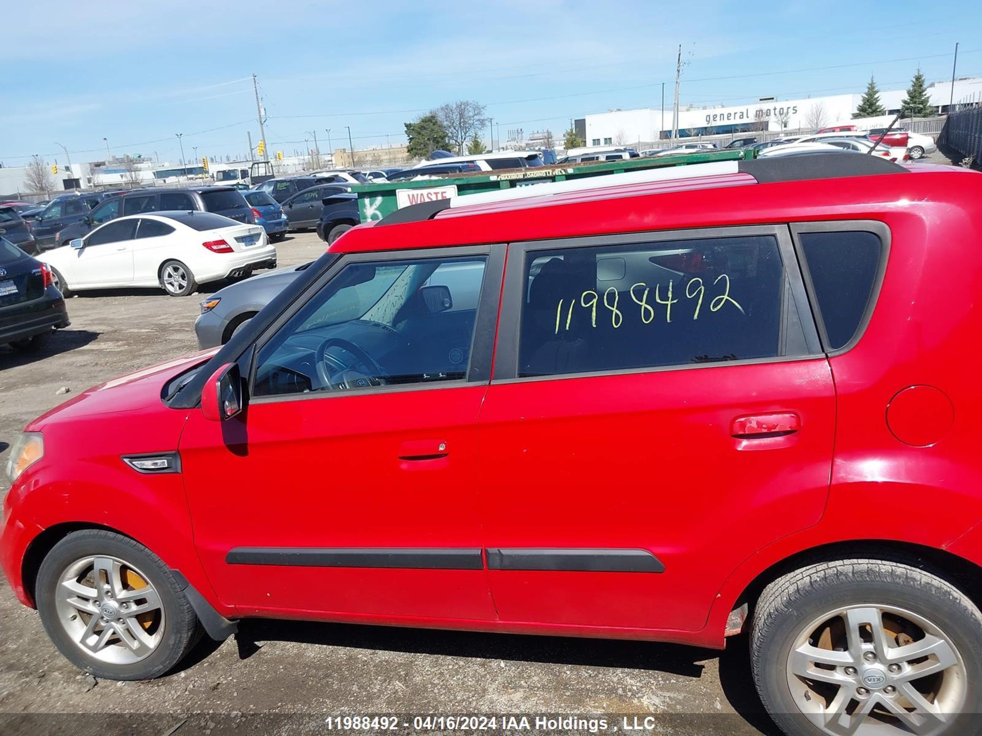 Photo 13 VIN: KNDJT2A28A7129927 - KIA SOUL 