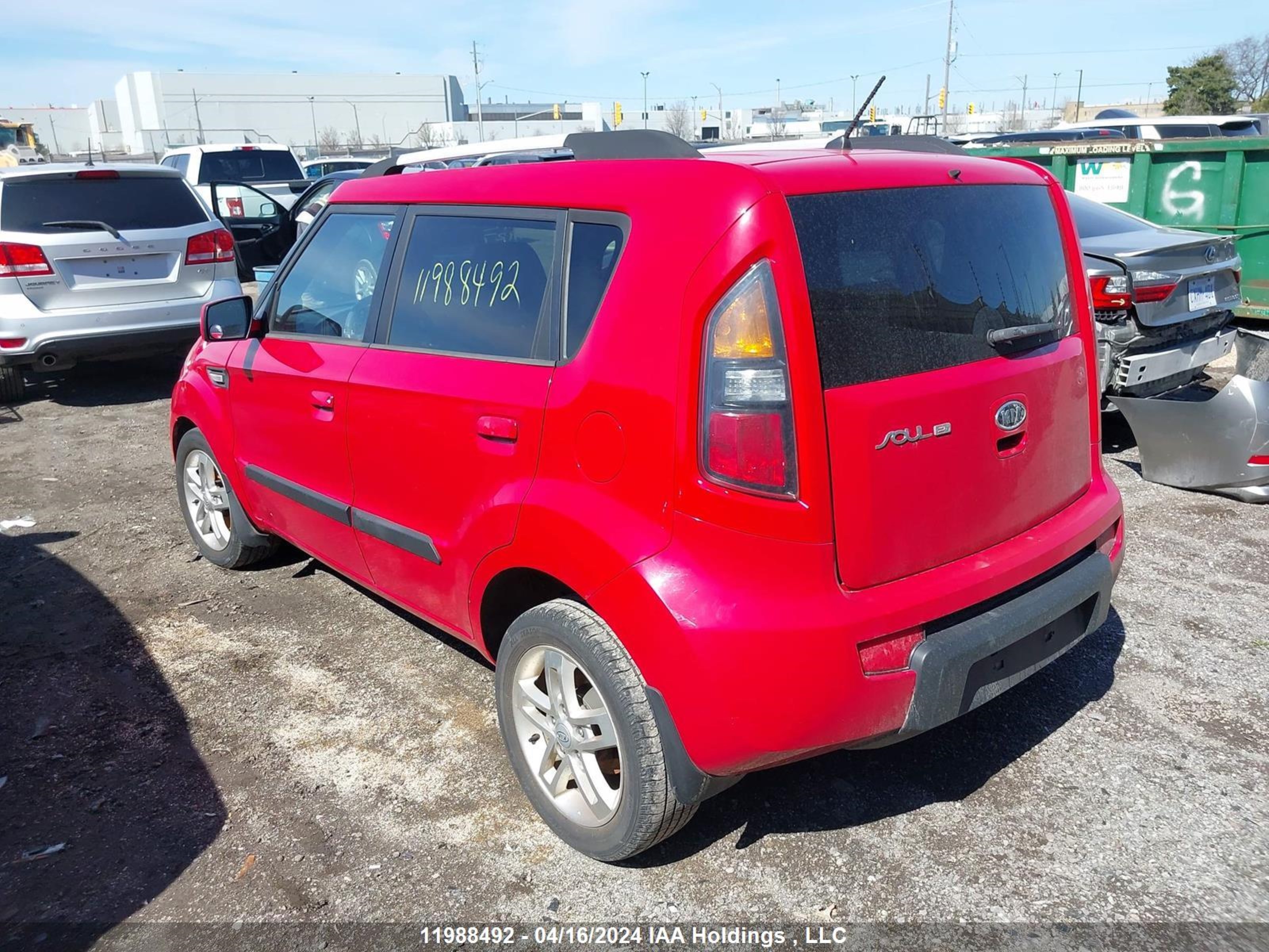 Photo 2 VIN: KNDJT2A28A7129927 - KIA SOUL 