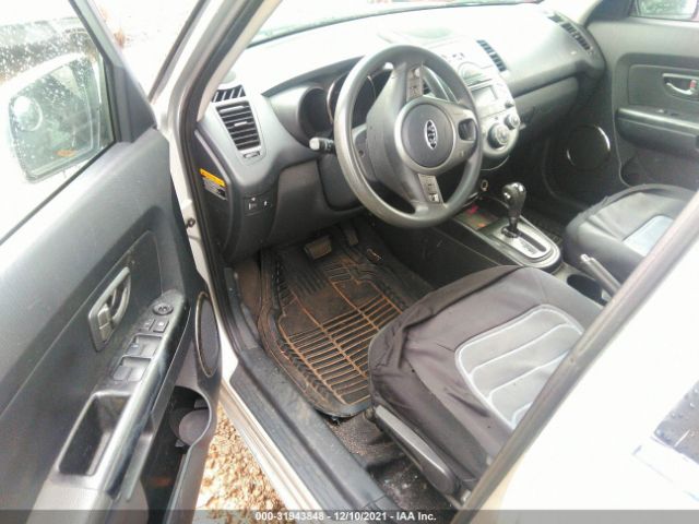 Photo 4 VIN: KNDJT2A28A7161177 - KIA SOUL 