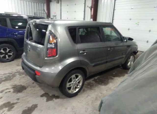 Photo 3 VIN: KNDJT2A28B7218690 - KIA SOUL 