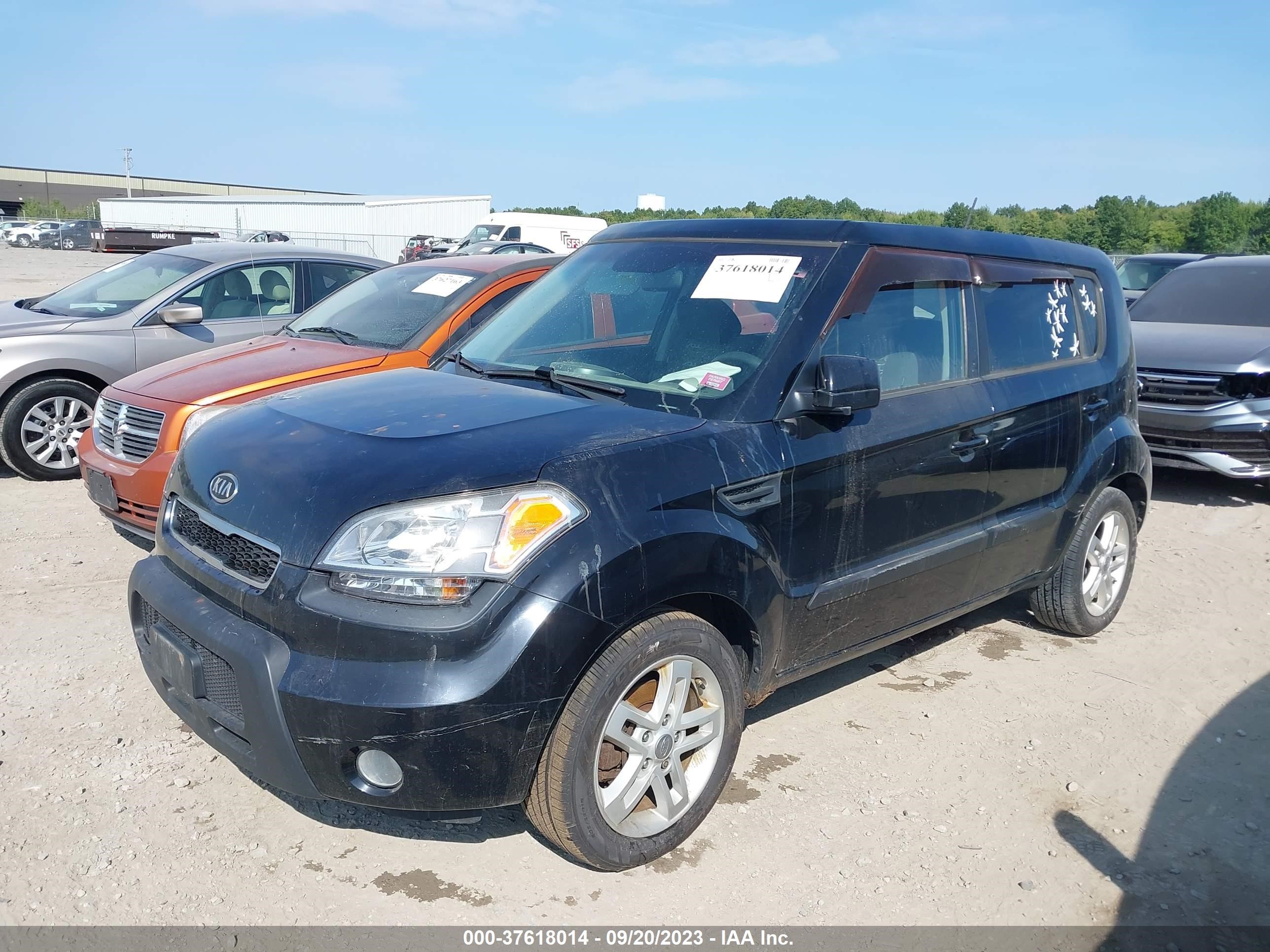 Photo 1 VIN: KNDJT2A28B7235540 - KIA SOUL 