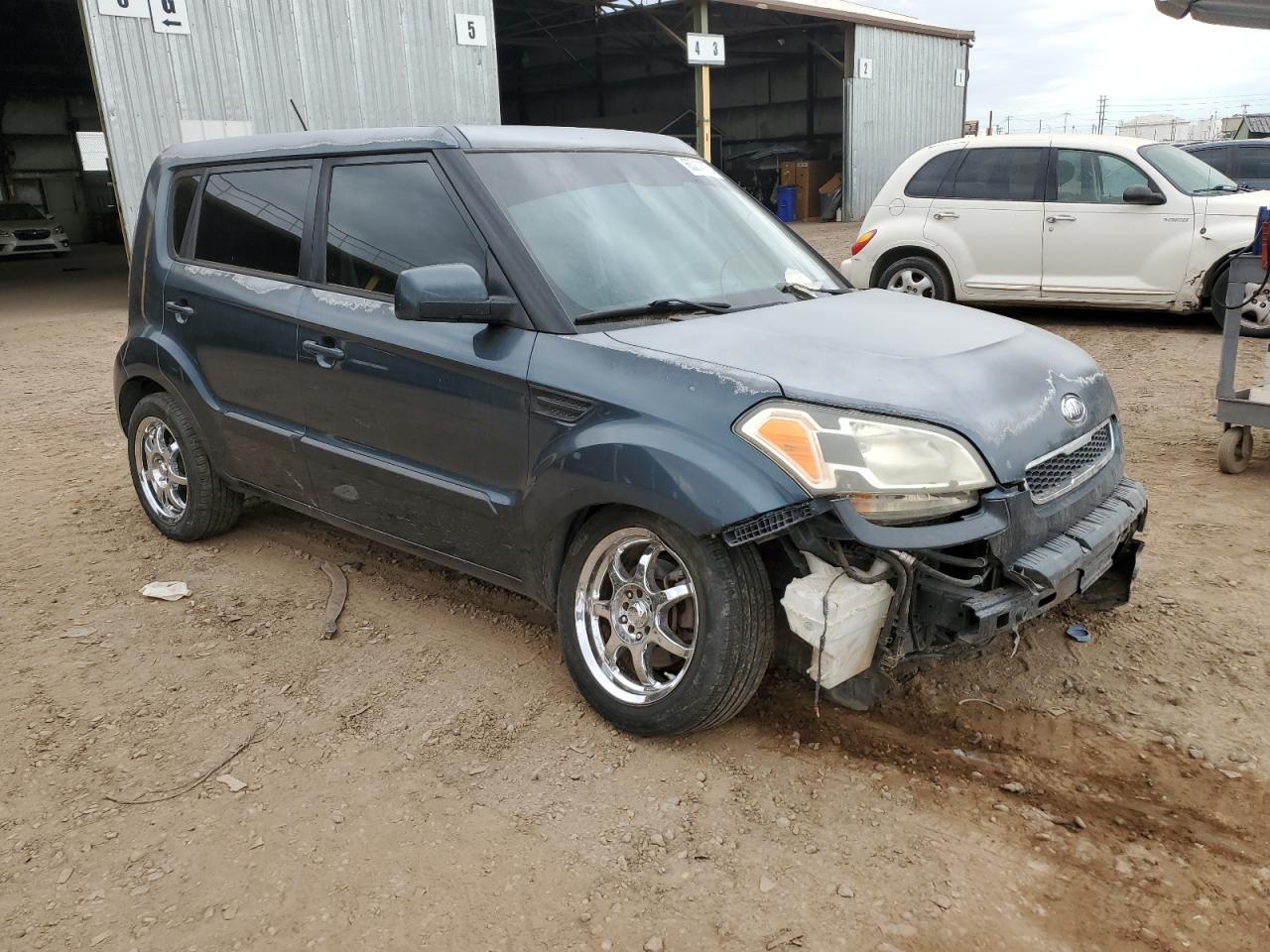 Photo 3 VIN: KNDJT2A28B7254556 - KIA SOUL 