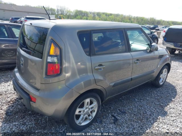 Photo 3 VIN: KNDJT2A28B7254895 - KIA SOUL 