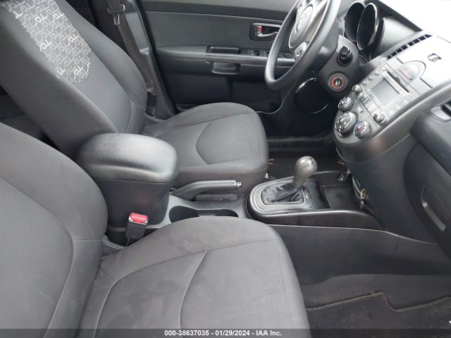 Photo 4 VIN: KNDJT2A28B7255495 - KIA SOUL 