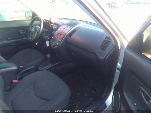 Photo 4 VIN: KNDJT2A28B7278243 - KIA SOUL 