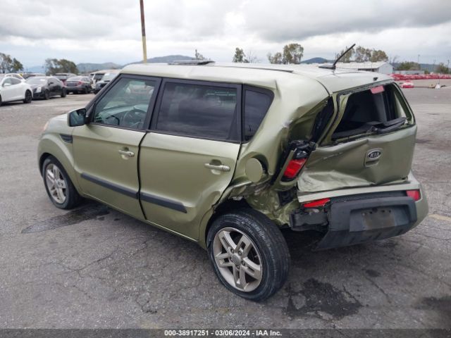 Photo 2 VIN: KNDJT2A28B7316554 - KIA SOUL 