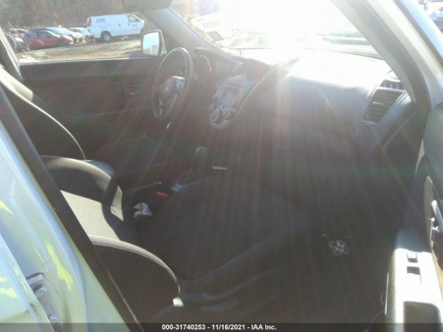 Photo 4 VIN: KNDJT2A28B7329014 - KIA SOUL 