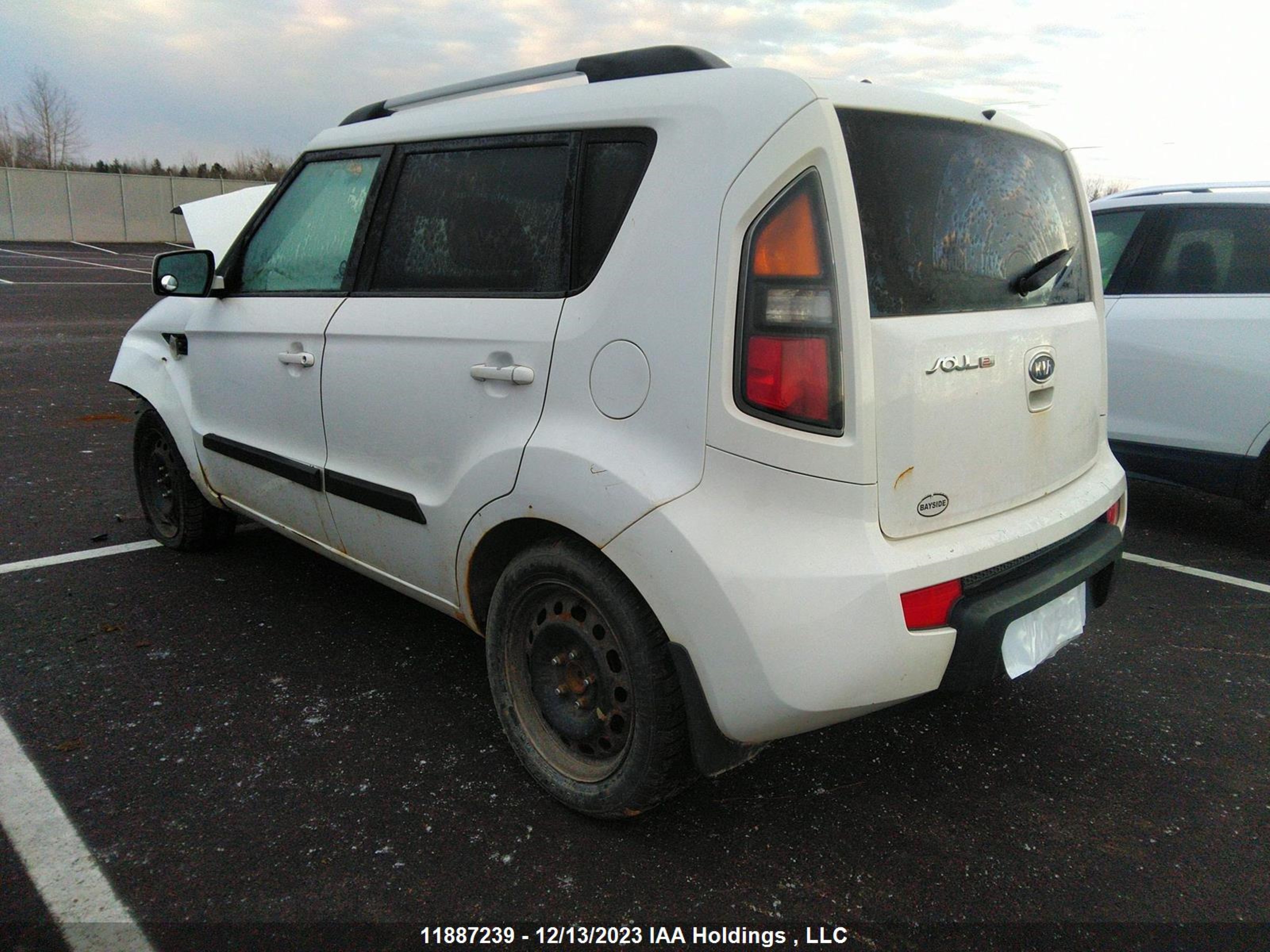 Photo 2 VIN: KNDJT2A28B7711138 - KIA SOUL 