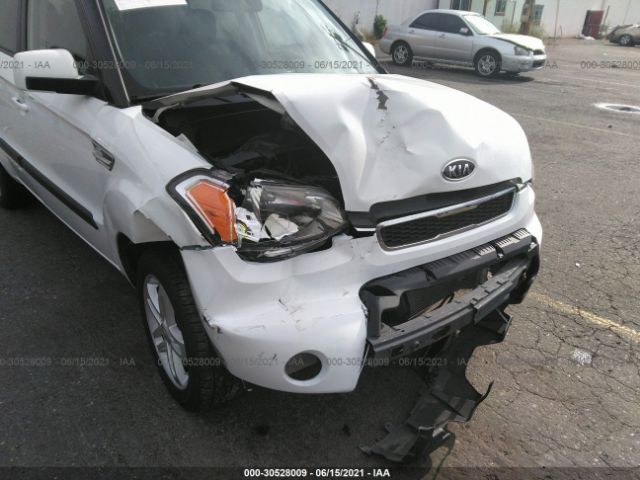 Photo 5 VIN: KNDJT2A28B7721863 - KIA SOUL 