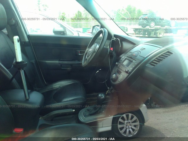 Photo 4 VIN: KNDJT2A28B7729834 - KIA SOUL 