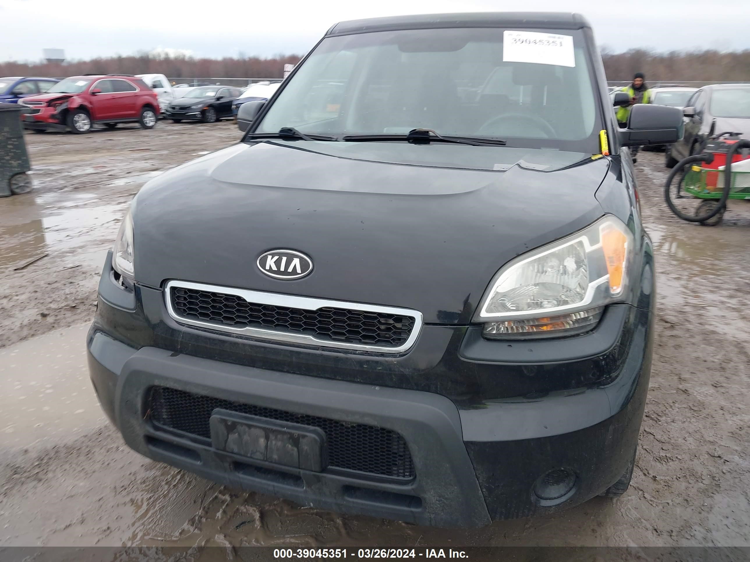 Photo 11 VIN: KNDJT2A28B7734449 - KIA SOUL 